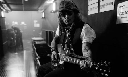 Is Johnny Depp a good guitar player?